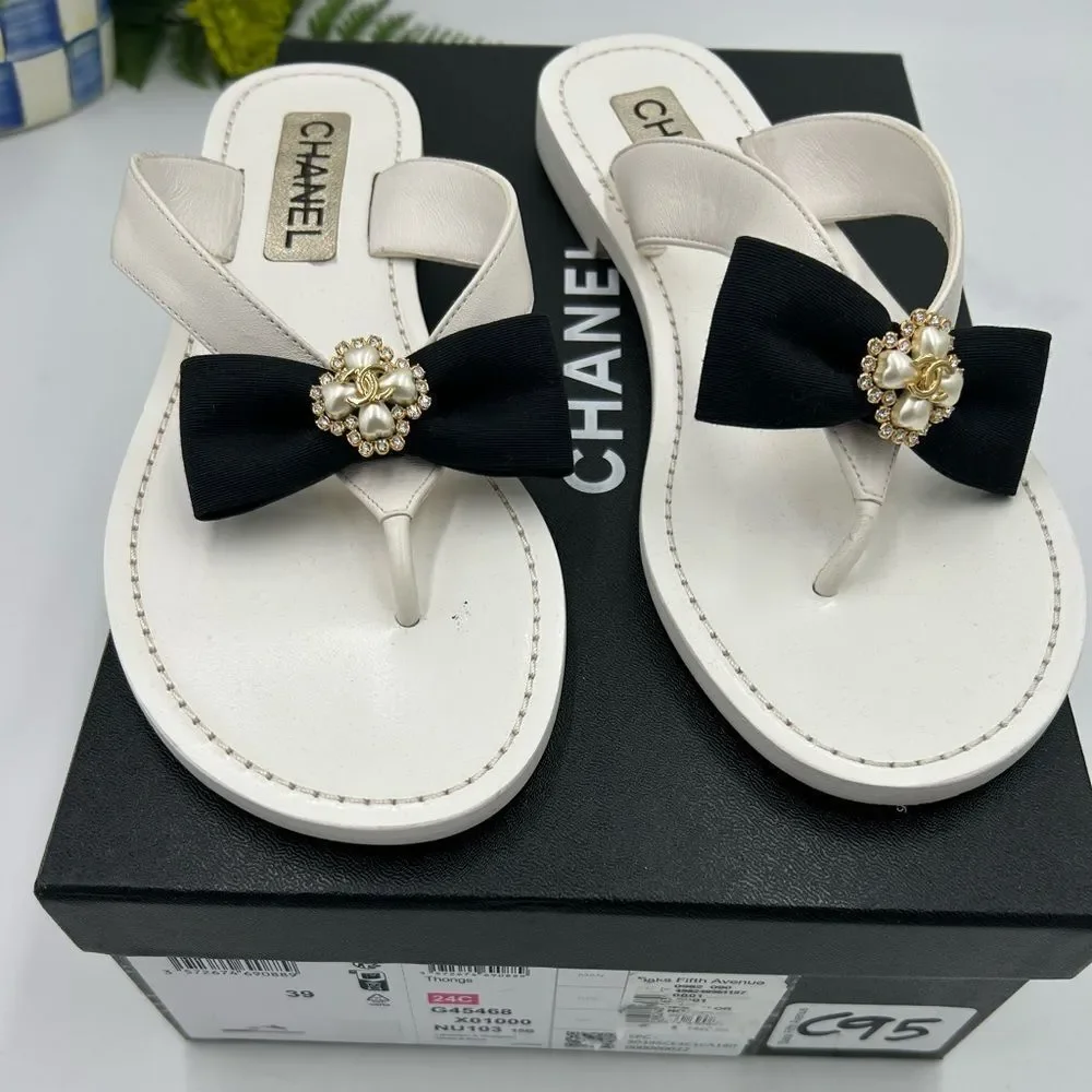 Women’s Chanel bow thong leather sandal size 39 made in Italy - Picture 1 of 11